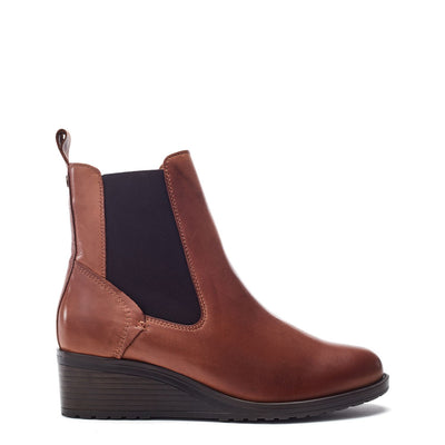 Bezzie Wedge Tan Leather Boots