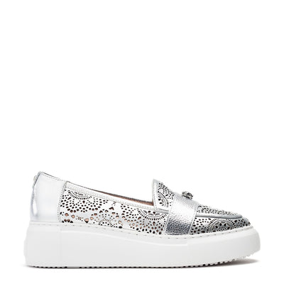 Eudia Silver Leather Shoes