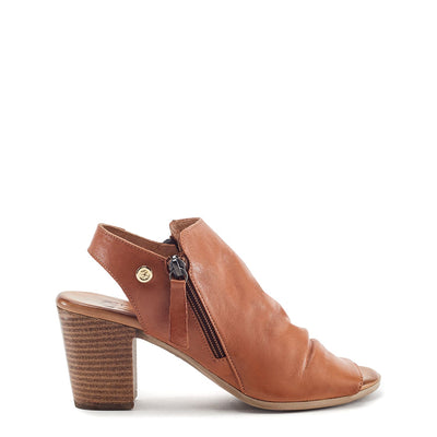 Kaprise Tan Leather Sandals