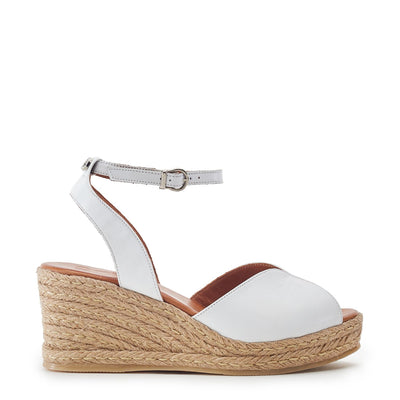 Kiona Off White Leather Sandals