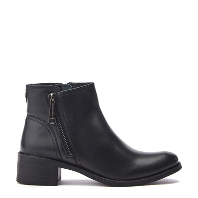 Onille Black Leather Boots