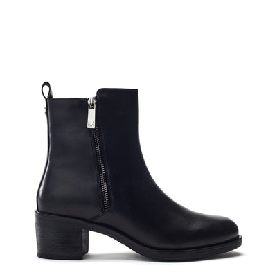 Patricio Black Leather Boots